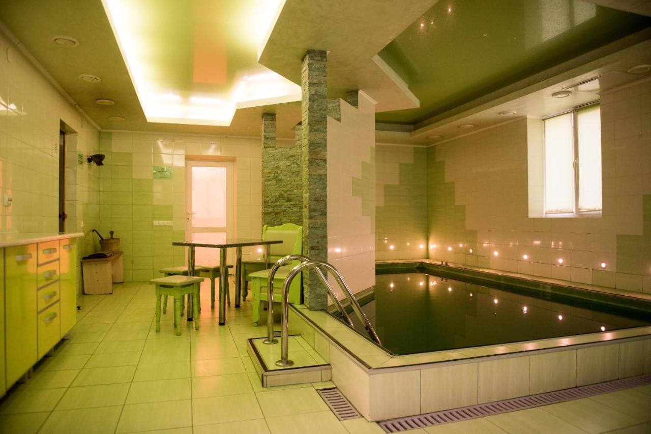 Holiday Stay Nika Буськ Екстер'єр фото