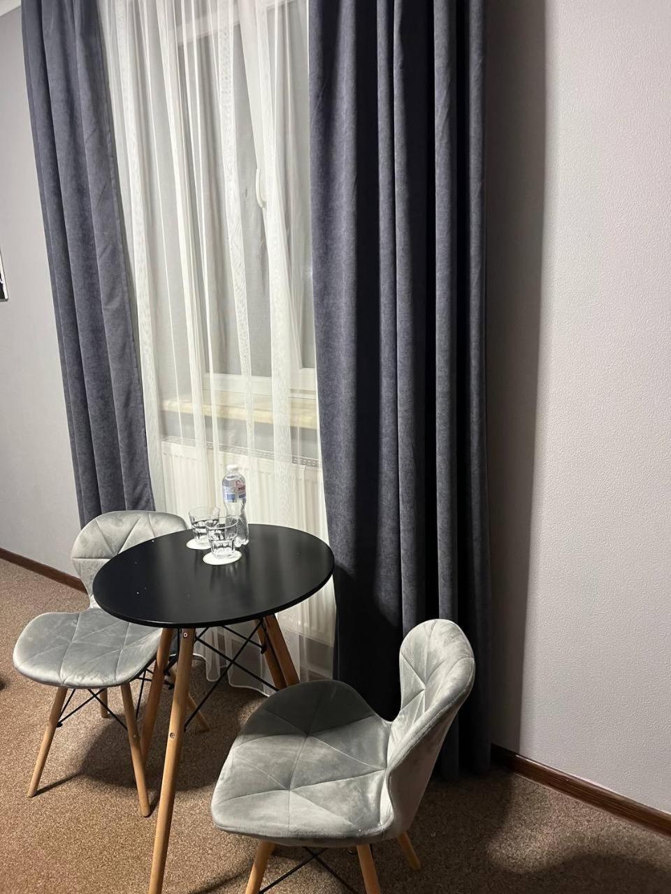 Holiday Stay Nika Буськ Екстер'єр фото